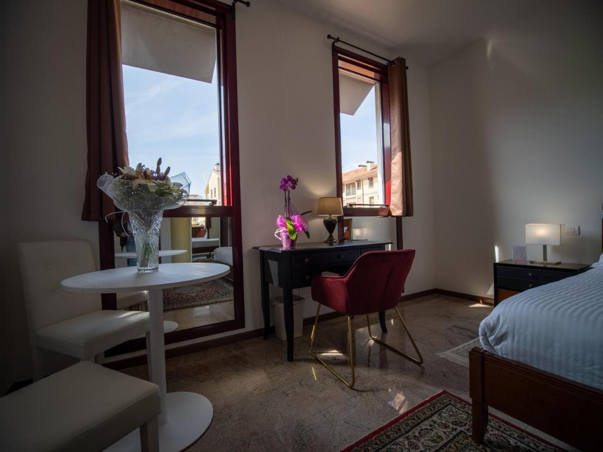Ego' Residence Ferrara Esterno foto