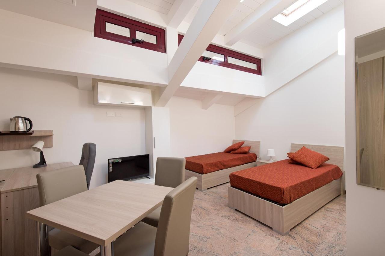 Ego' Residence Ferrara Esterno foto