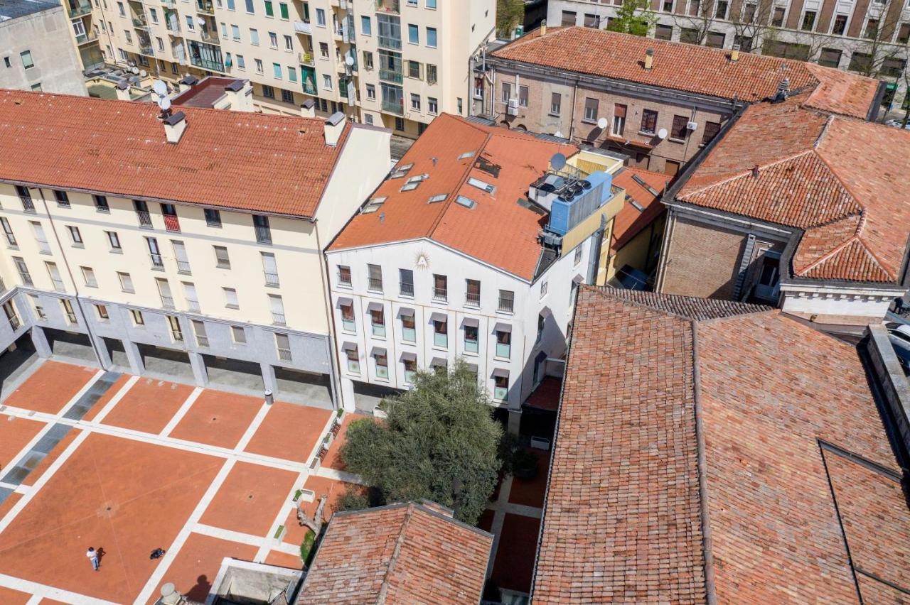 Ego' Residence Ferrara Esterno foto